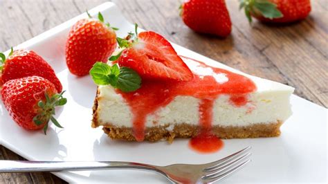 Cheesecake Con Mermelada De Fresa Prepara Este Cremoso Postre Sin Usar Tu Horno Gastrolab