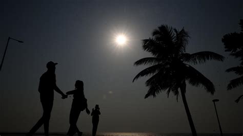 Mumbai: Temperature crosses 38°C third time this month | Mumbai news ...