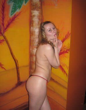 Early Internet Amateurs Porn Pic