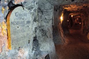 La Cit Souterraine De Naours Underground Cities Cave City Underground