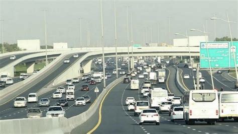 Uae Traffic Accident Tailbacks Delay Motorists On Dubai Sharjah