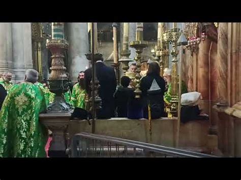 Jerusalim Hram Hristovog Vaskrsenja Sveta Liturgija Na Isusovom