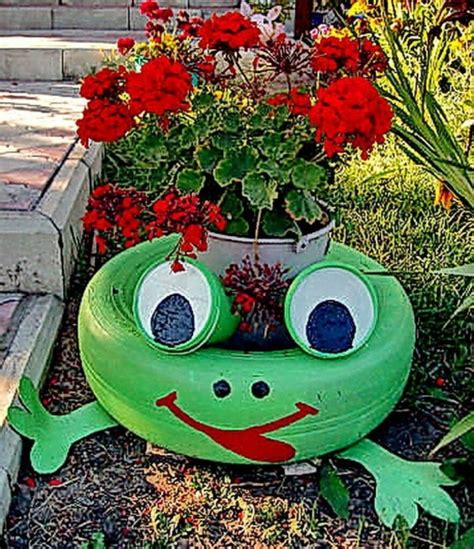 Maceteros De Llantas En Forma De Ranitas Jardines Casa