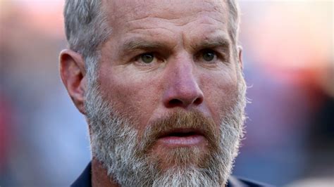 The Real Reason Brett Favre Is Voting For Donald Trump