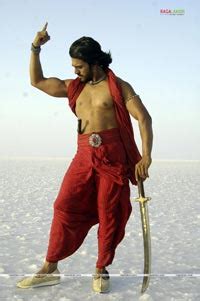 Magadheera Ram Charan Teja Photo Gallery