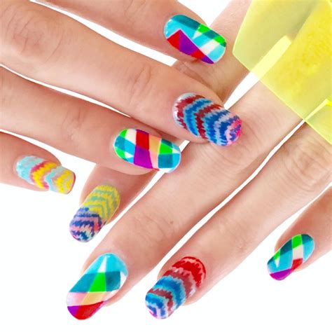 Nail Art History — когда маникюр встречается с известными абстрактными ...