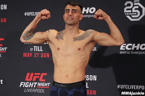 Makwan Amirkhani Ufc Fight Night 130 Official Weigh Ins Mma Junkie