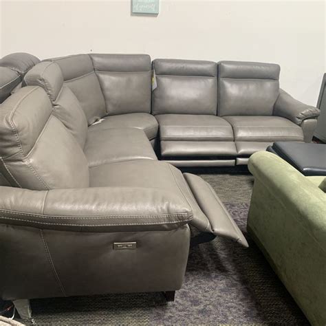 Natuzzi 5 Piece Leather Sectional Couch With 3 Power Recliners Power