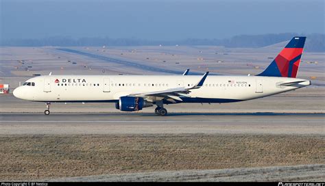 N301DN Delta Air Lines Airbus A321 211 WL Photo By BF Nestico ID