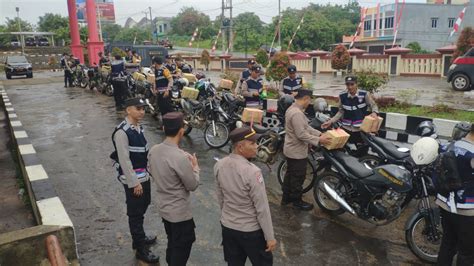 Polres Empat Lawang Gelar Pelepasan Bansos Kepada Masyarakat Yang