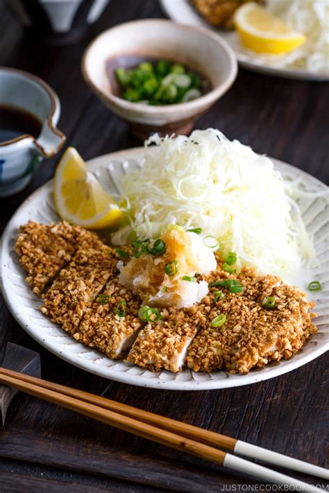 Gluten Free Baked Chicken Katsu グルテンフリー揚げないチキンカツ • Just One Cookbook