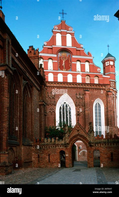 Osteuropa Litauen Vilnius Altstadt Bernhardiner Kirche Links