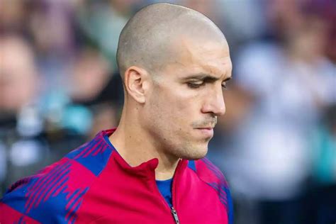 Oriol Romeu Sorprende Con Un Nuevo Look En El Entrenamiento Del Barça