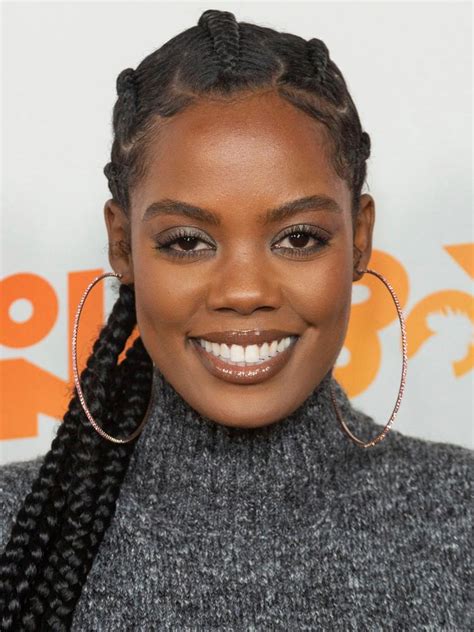 novi brown net worth