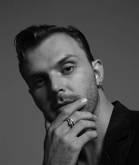 Создать мем "theo hutchcraft, hurts, тео дэвид хатчкрафт" - Картинки ...
