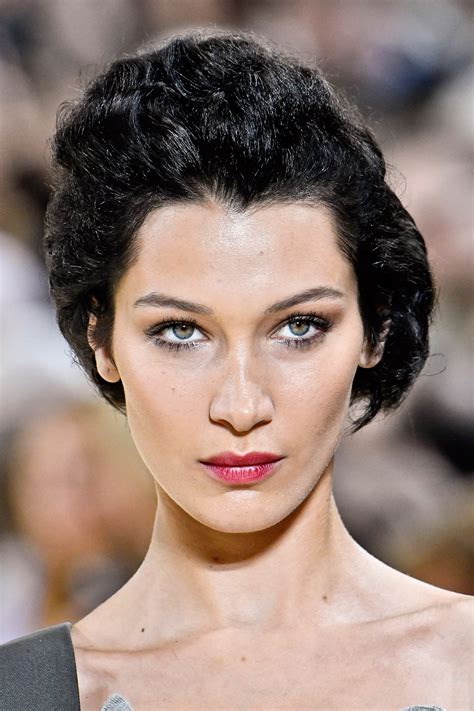 Bella Hadid es la mujer más bella del planeta según la ciencia Vogue