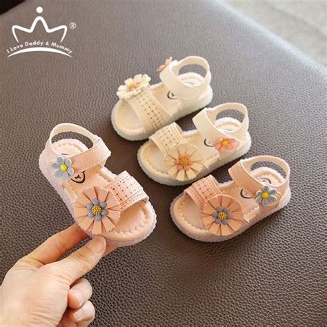 Sandalias de cuero suave con flores rosas para bebé zapatos de