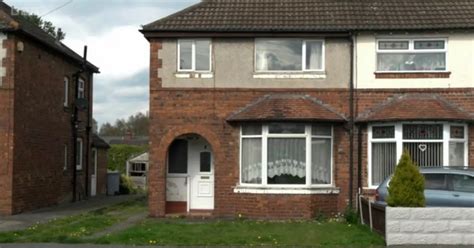 Crewe Property Before Its Homes Under The Hammer Refurb Cheshire Live