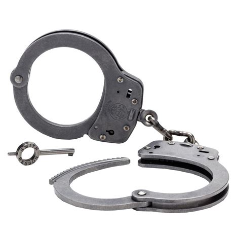 Smith And Wesson 103 1 Handcuff Inmate Security Equipment