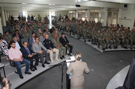 Secretário João Alves prestigia solenidade de passagem de comando das