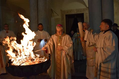 Celebrata La Veglia Pasquale Nella Cattedrale Di Terni