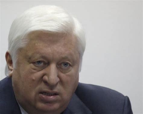Беглый преступник Пшонка дал заочные показания на разыскиваемого Рената ...