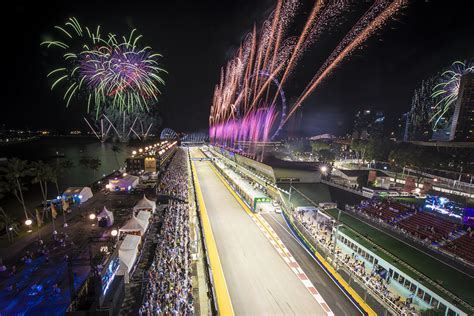 Four More Years Of The Singapore Grand Prix