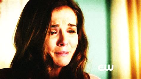 Zoey Deutch Crying 