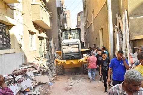 Pelo menos 14 mortos em colapso de edifício no centro do Egito SIC