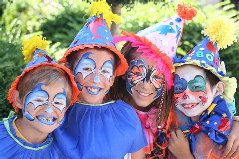 Et Pourquoi Pas Un Atelier Maquillage Pour Lanniversaire De Votre Enfant