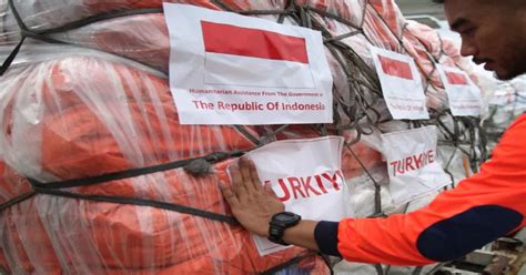 Indonesia Kirim Ton Bantuan Kemanusiaan Ke Turki Dan Suriah