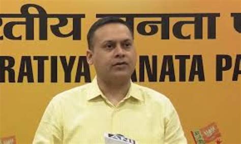 Rss Worker Accuses Bjps It Cell Head Amit Malviya Of Sexual