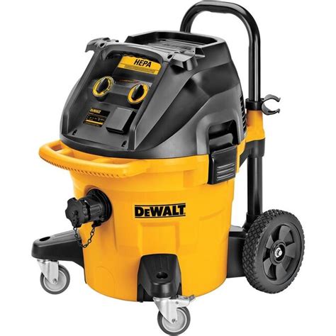 Dewalt 10 Gallon Portable Wetdry Shop Vacuum In The Shop Vacuums