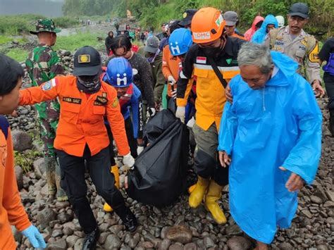 Sudah 6 Korban Ditemukan Meninggal Akibat Tanah Longsor Di Gowa Satu