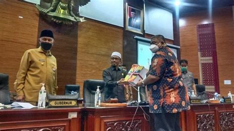 Dprd Sumbar Sampaikan Laporan Hasil Reses Masa Persidangan Pertama