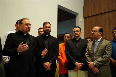 Barbosinha Homenageia Padre Micael Entrega De T Tulo De Cidad O Sul