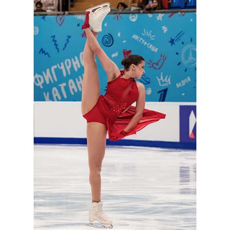 Pin By Nudayaka On Kamila Valieva Hot Figure Skaters Figure Skater Figure Skating