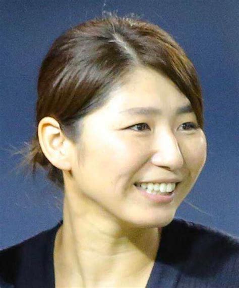 大友愛さん、15歳長女と親子ショット！身長184センチ母と並ぶバレーボール選手 スポーツ報知