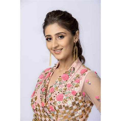 Dhvani Bhanushali The Glamour Queen Iwmbuzz