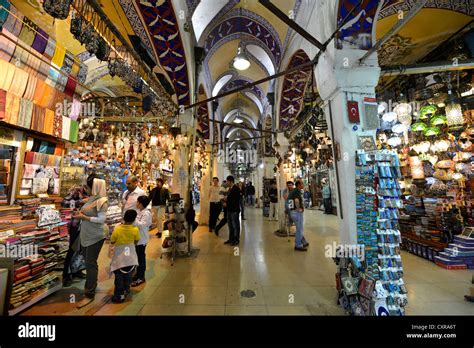 Main Road Grand Bazaar Large Covered Bazaar Kapali Carsi Old Town