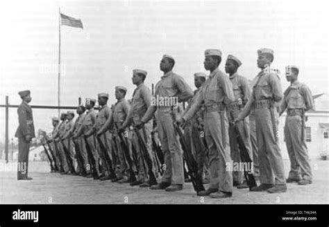 U S Marine Corps Cpl Edgar R Huff Drills A Platoon Of Recruits At Montford Point Camp Camp