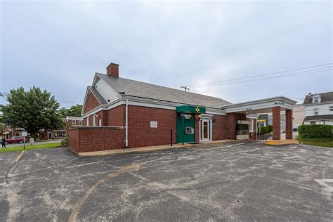 600 W Lancaster Ave Strafford Pa 19087 Retail For Lease Loopnet