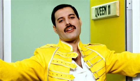 HEADLONG - Freddie Mercury - LETRAS.COM