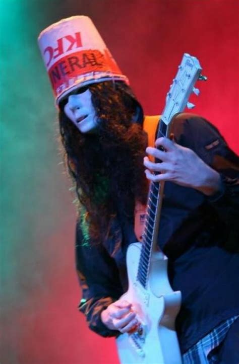 Sobre El Virtuoso Guitarrista Buckethead