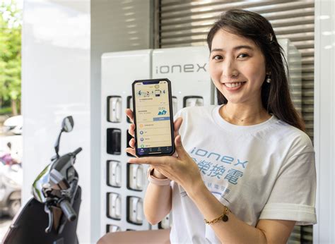 「ionex 尊榮換電」催買氣！ionex 店頭湧人潮，賞車與申辦服務民眾絡繹不絕 2gamesome 有車賞