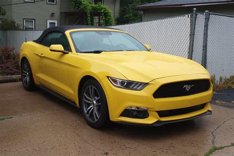 Ford Mustang EcoBoost Premium 2dr Convertible 2 3L 4cyl Turbo 6M 2015