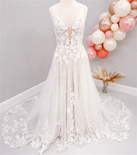 Madi Lane Sample Wedding Dress Save 74 Stillwhite