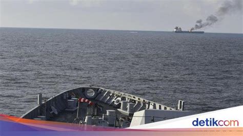 Ngeri Kapal Kargo Tenggelam Di Laut Merah Akibat Serangan Houthi