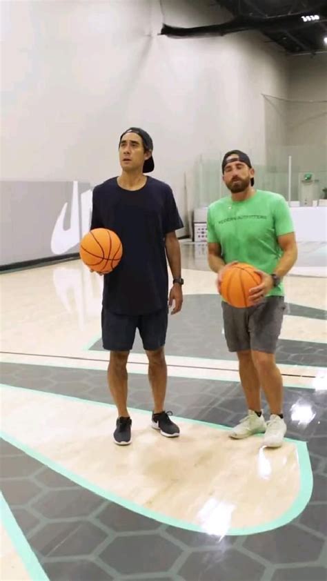 Zach king #tiktok #funny #zachking | Zach king, Dude perfect, Funny gif