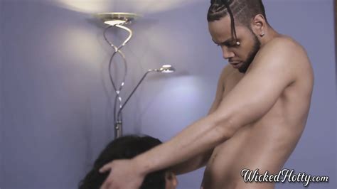 Busty Black Babe Gets Pussy Licked